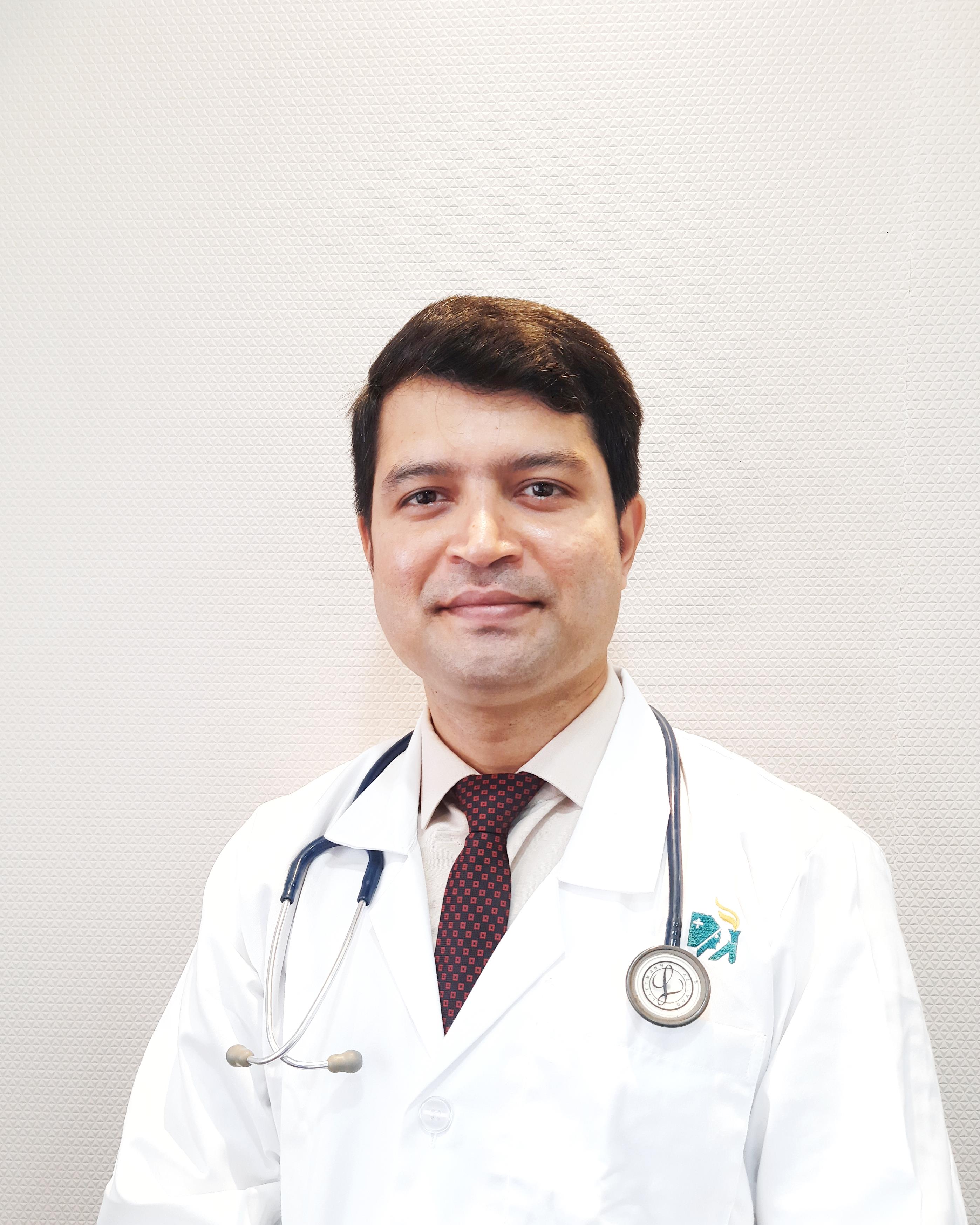 Dr Vijay Kumar H J gastroenterologist in Bangalore